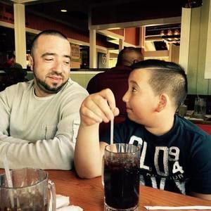 Meet your Posher, Hamza